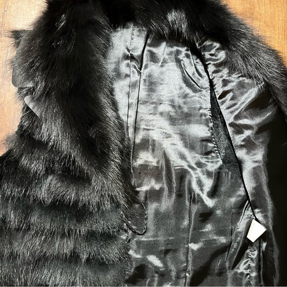 Rabbit Fur Vest - Picture 6 of 7